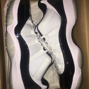 Air Jordan retro 11 Concords